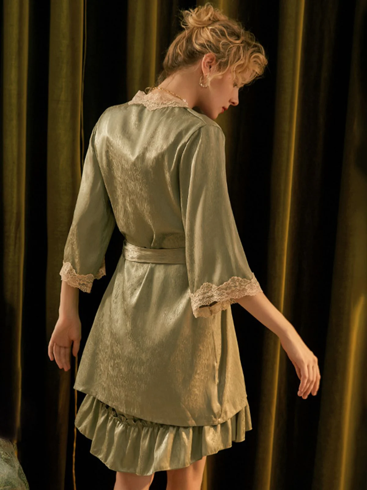 2PCS chemise de nuit et peignoir en dentelle guipure verte des années 1950 - Image 4
