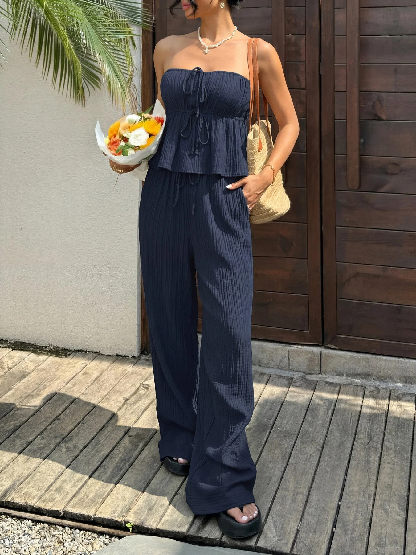 2PCS Ensemble bleu haut texturé volants et sans bretelles et pantalon années 50 - Image 4