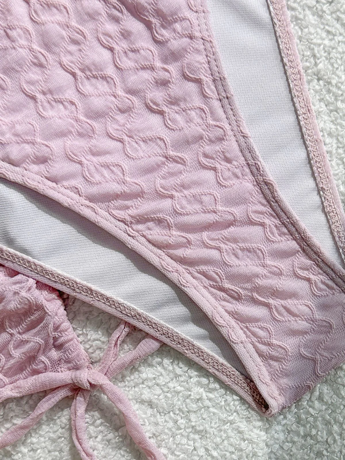 3PCS Ensemble Bikini Rose Plissé Torsadé et Cache Maillot Années 50 - Image 5