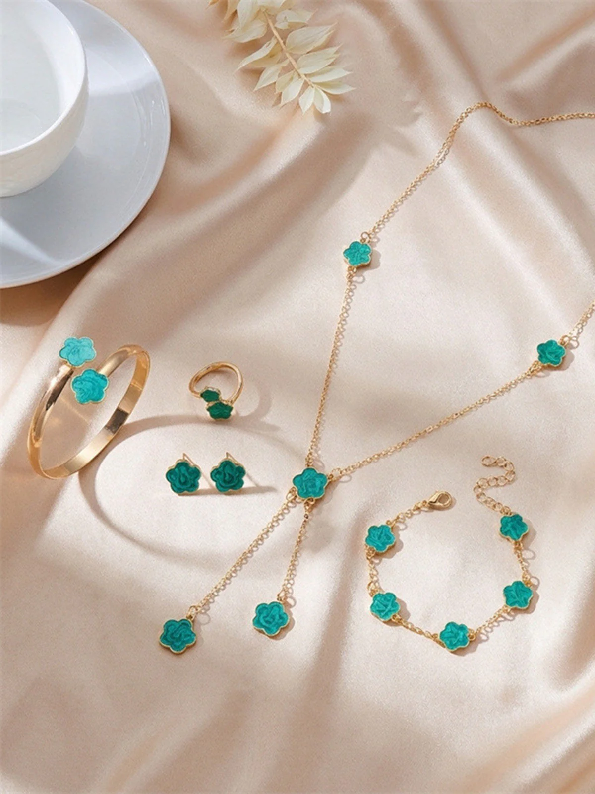 5PCS Ensemble de bijoux fleur à cinq pétales - Image 6