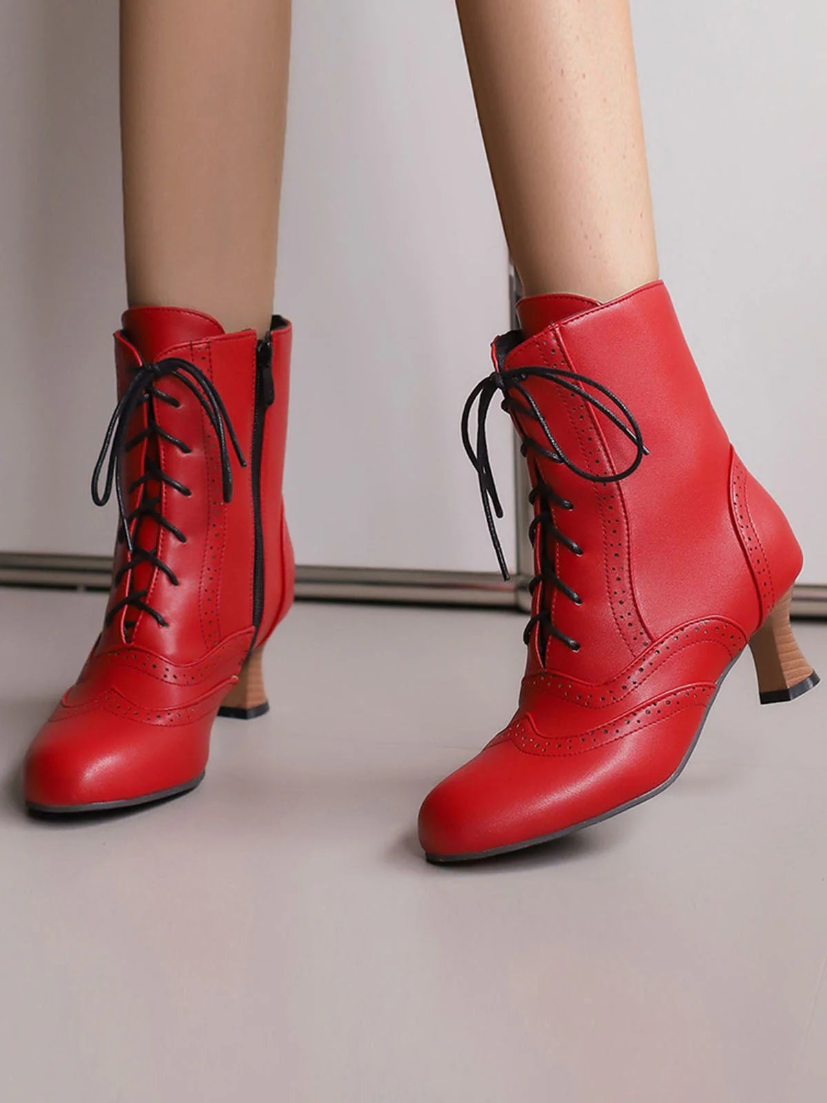 Bottes à talon chaton en cuir massif vintage - Image 7