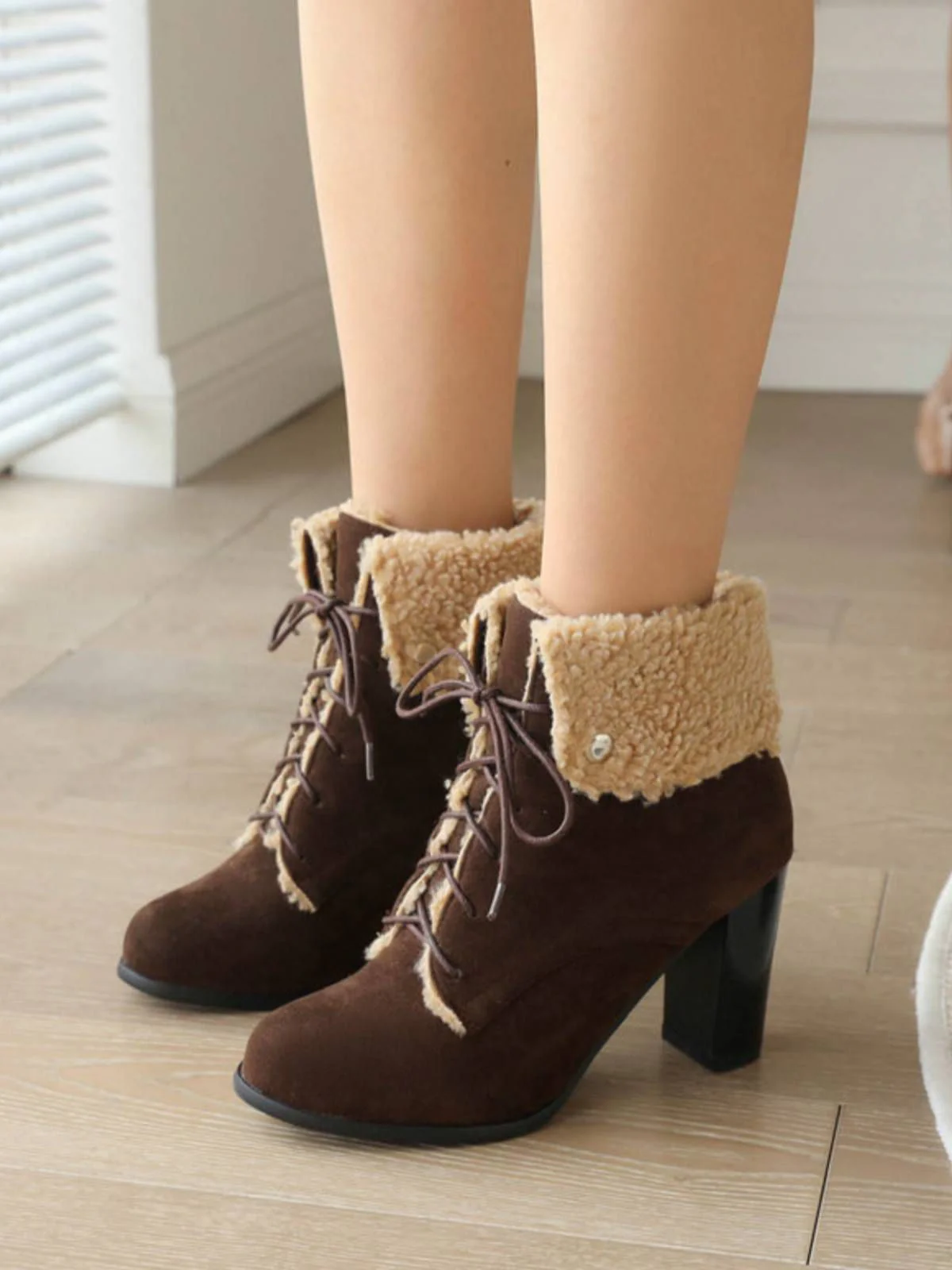 Bottes à talons épais en daim à lacets solides - Image 2