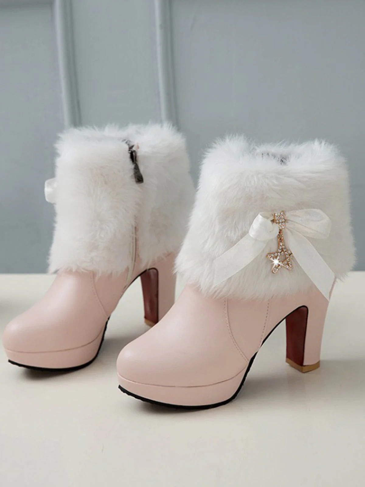 Bottes hautes en cuir avec patchwork de fourrure et strass - Image 3