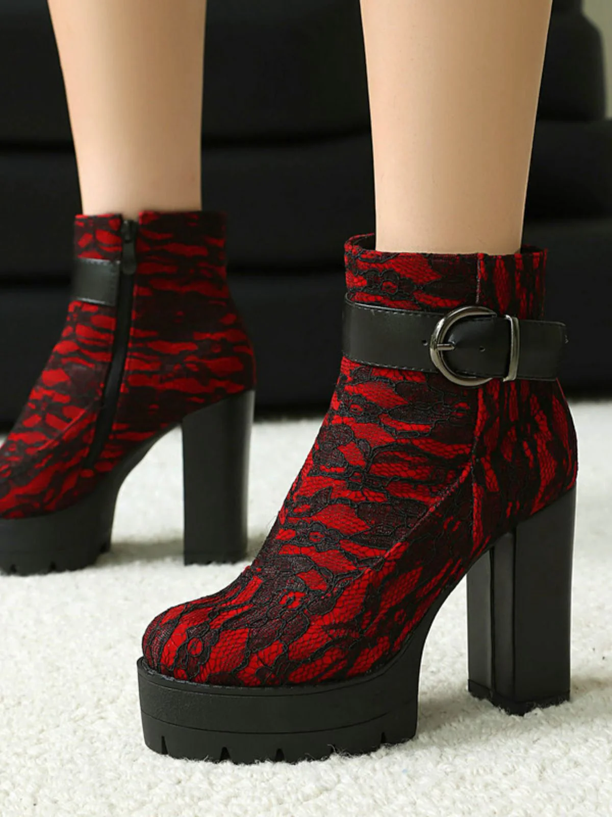 Bottines à plateforme et talons épais en dentelle vintage - Image 7