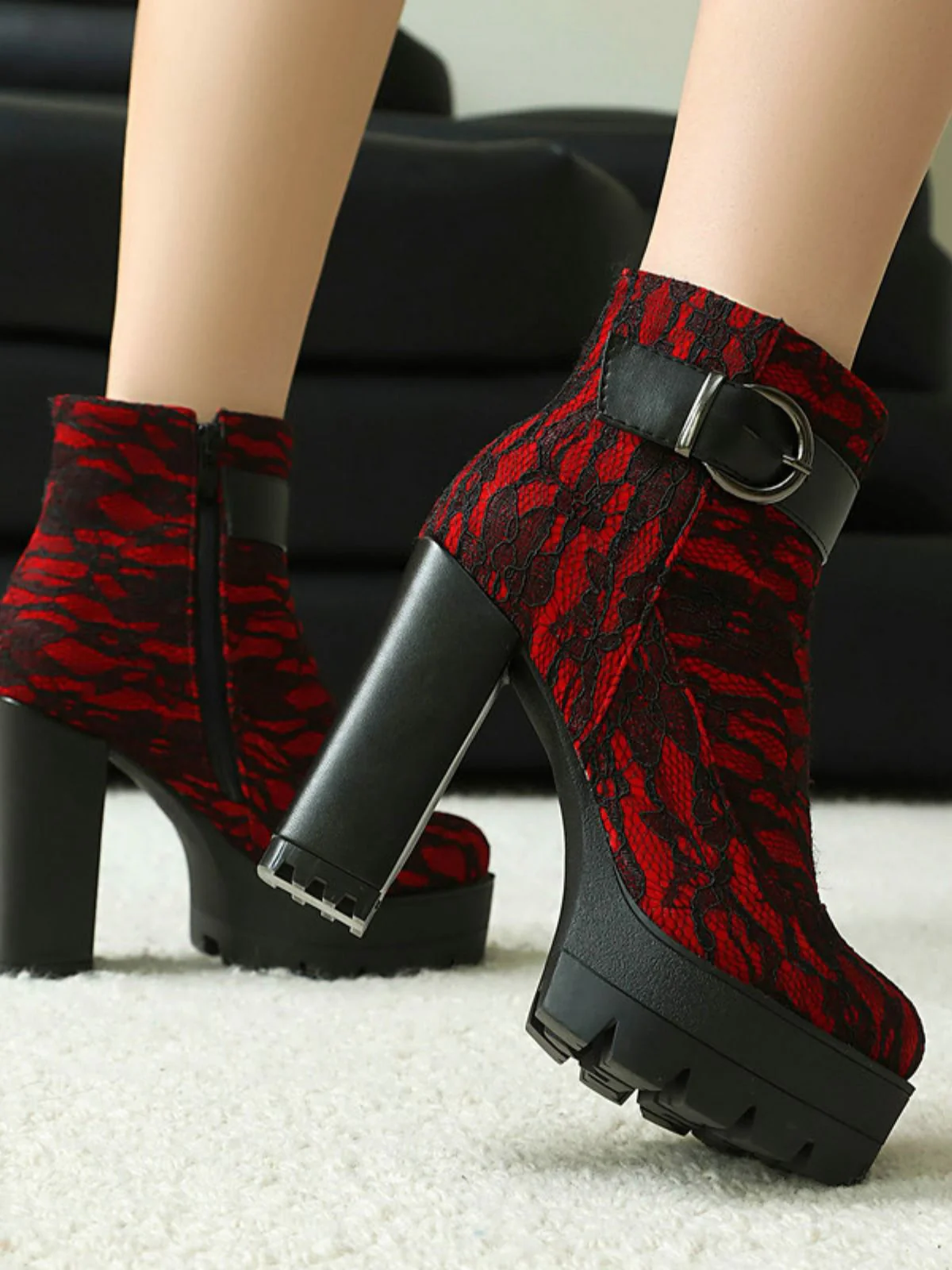 Bottines à plateforme et talons épais en dentelle vintage - Image 8