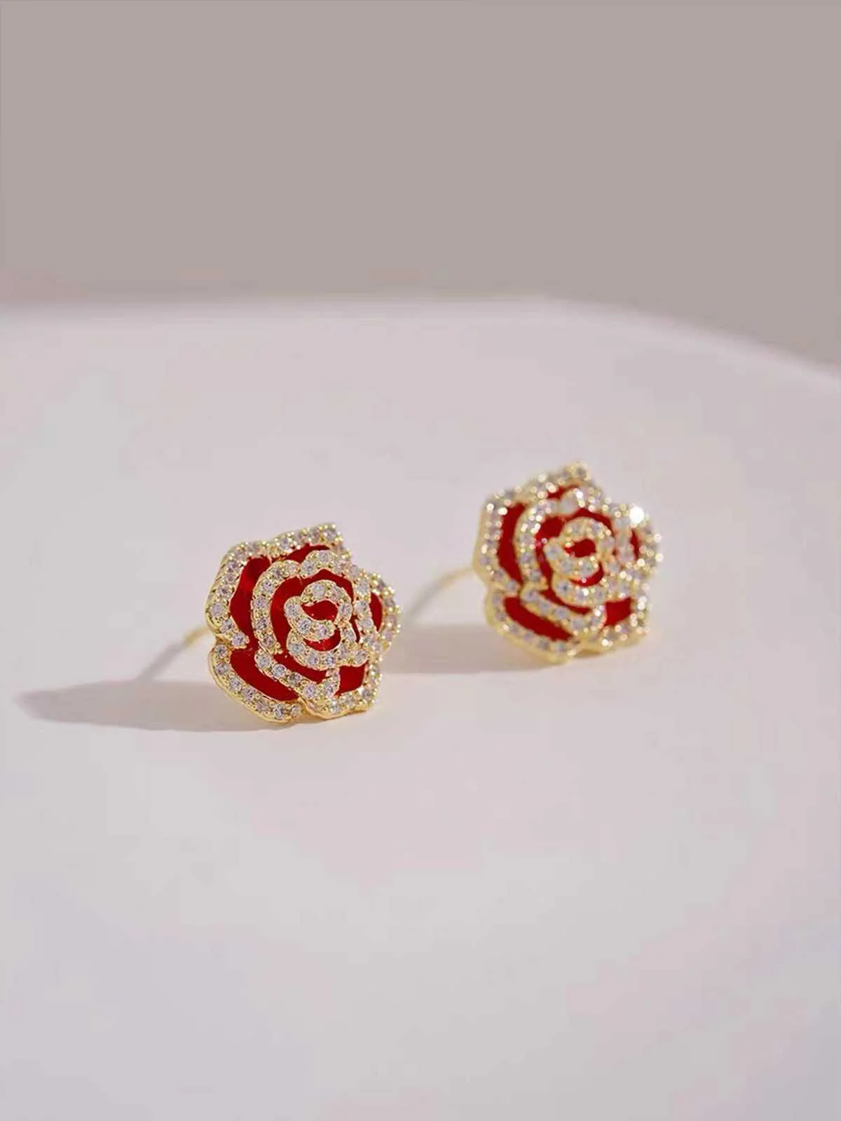 Boucle d'oreille florale en diamant vintage - Image 3