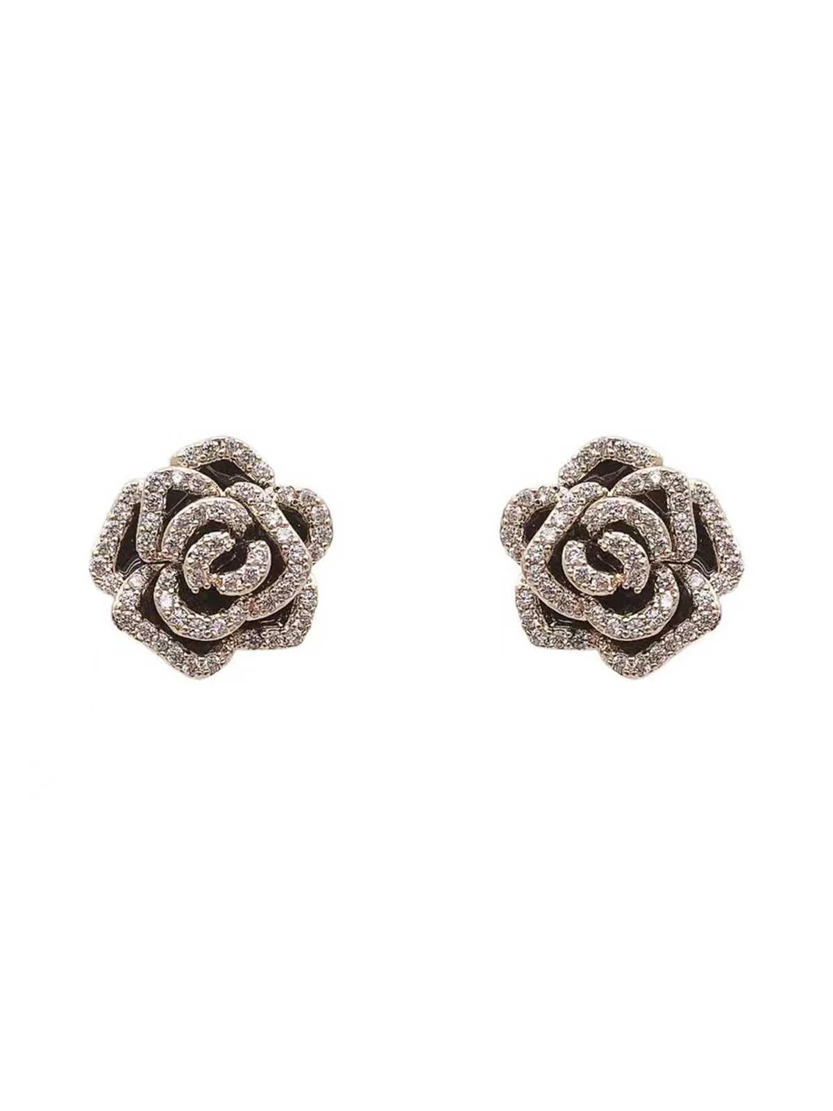 Boucle d'oreille florale en diamant vintage - Image 4