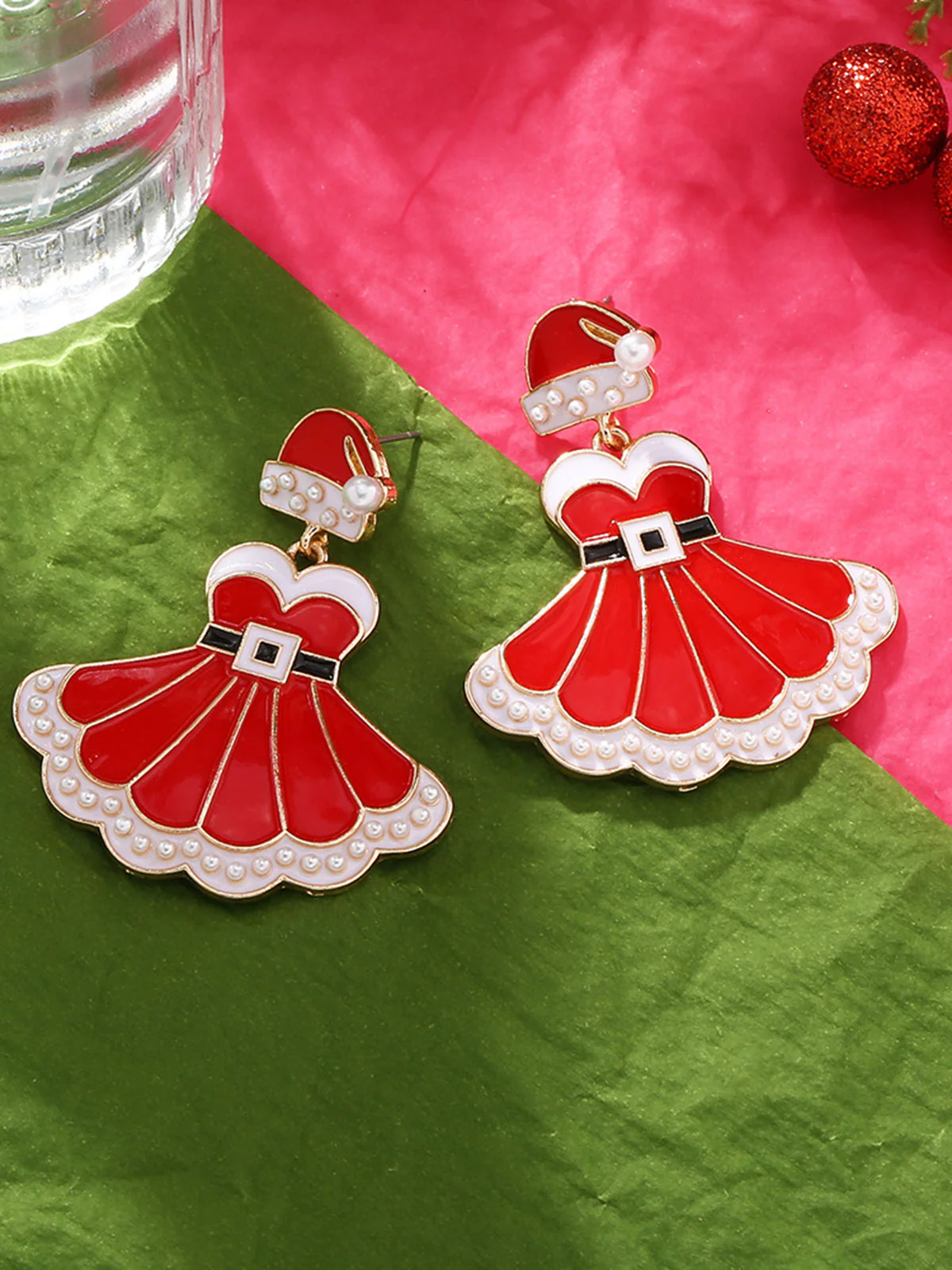 Boucles d'oreilles en robe de Noël et bonnet de Père Noël - Image 3