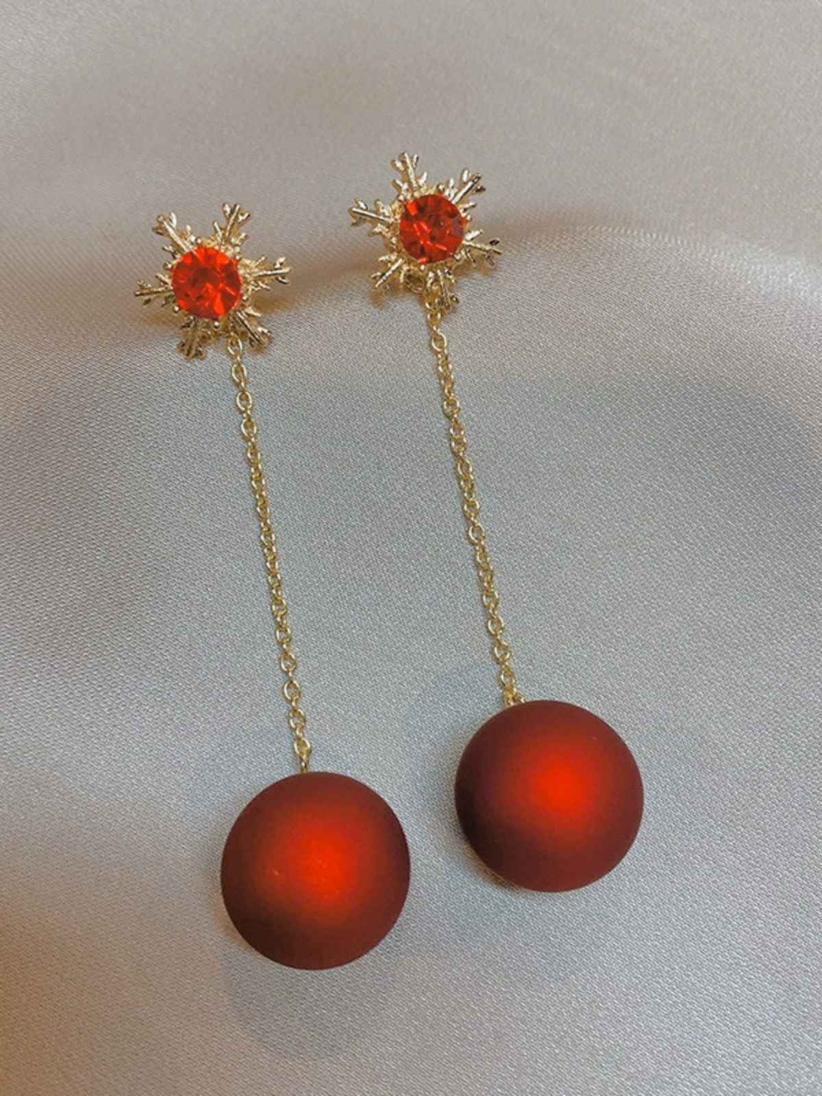 Boucles d'oreilles flocons de neige et boules de Noël rouges - Image 4