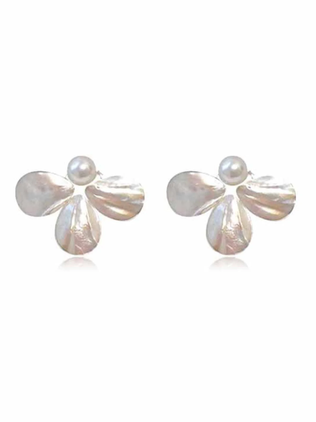 Boucles d'oreilles puces en forme de fleur en résine blanche
