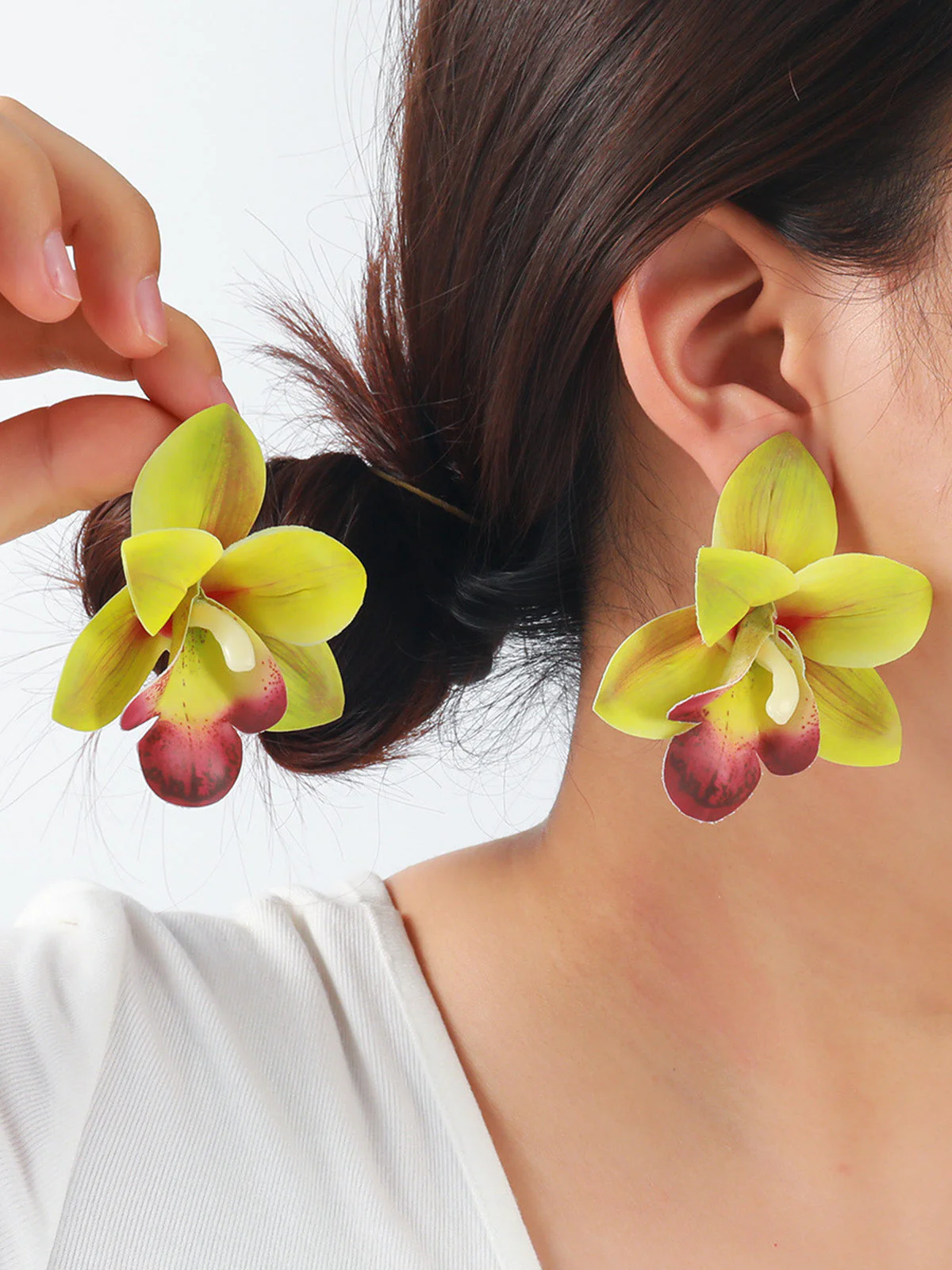 Boucles d'oreilles spectaculaires forme d'orchidée - Image 3