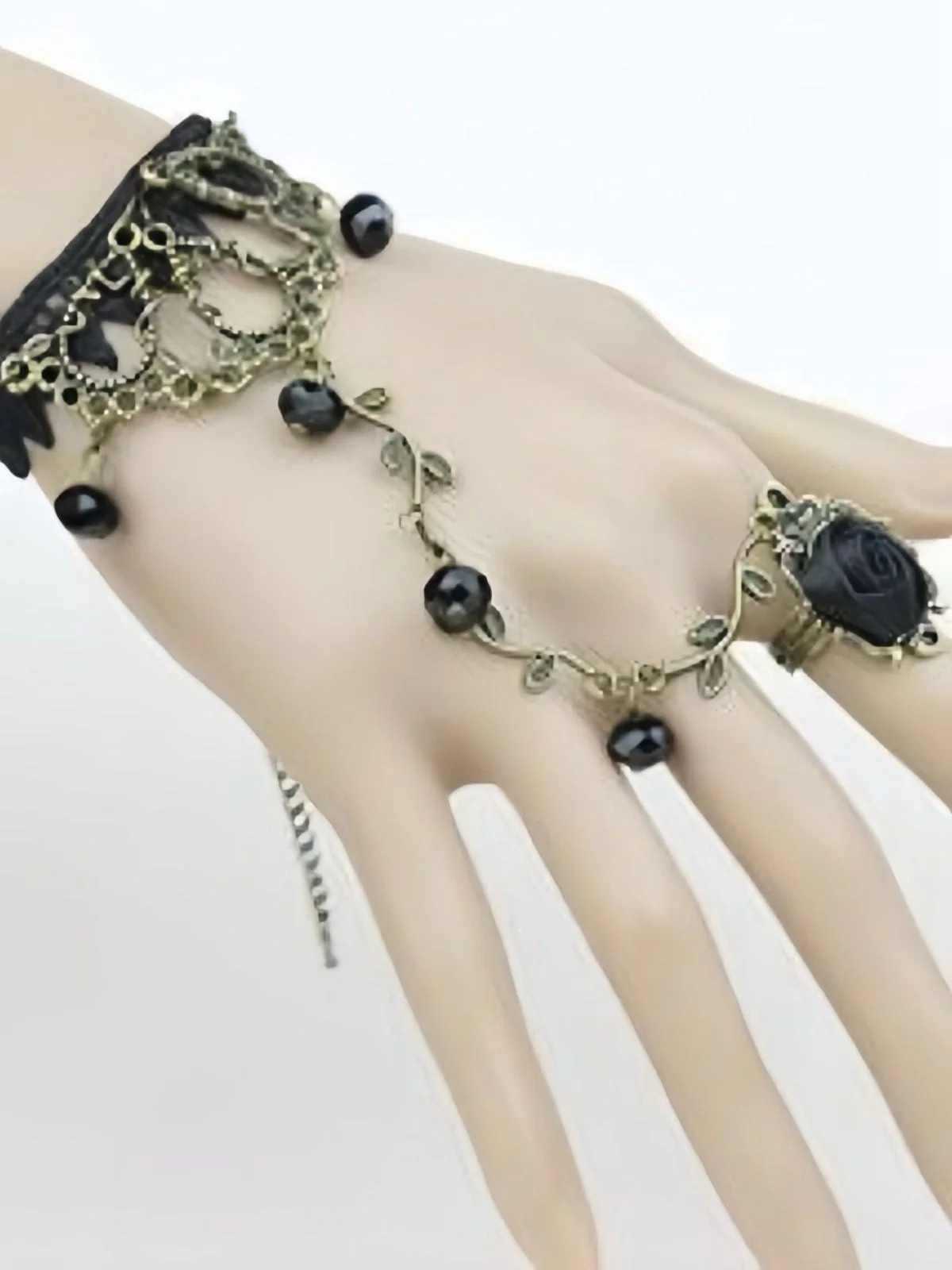 Bracelet vintage gothique en dentelle de vigne rose avec anneau en cristal - Image 2