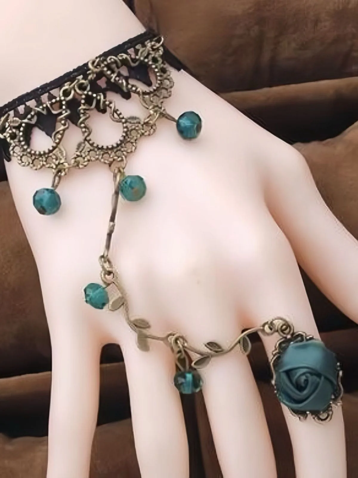 Bracelet vintage gothique en dentelle de vigne rose avec anneau en cristal - Image 5