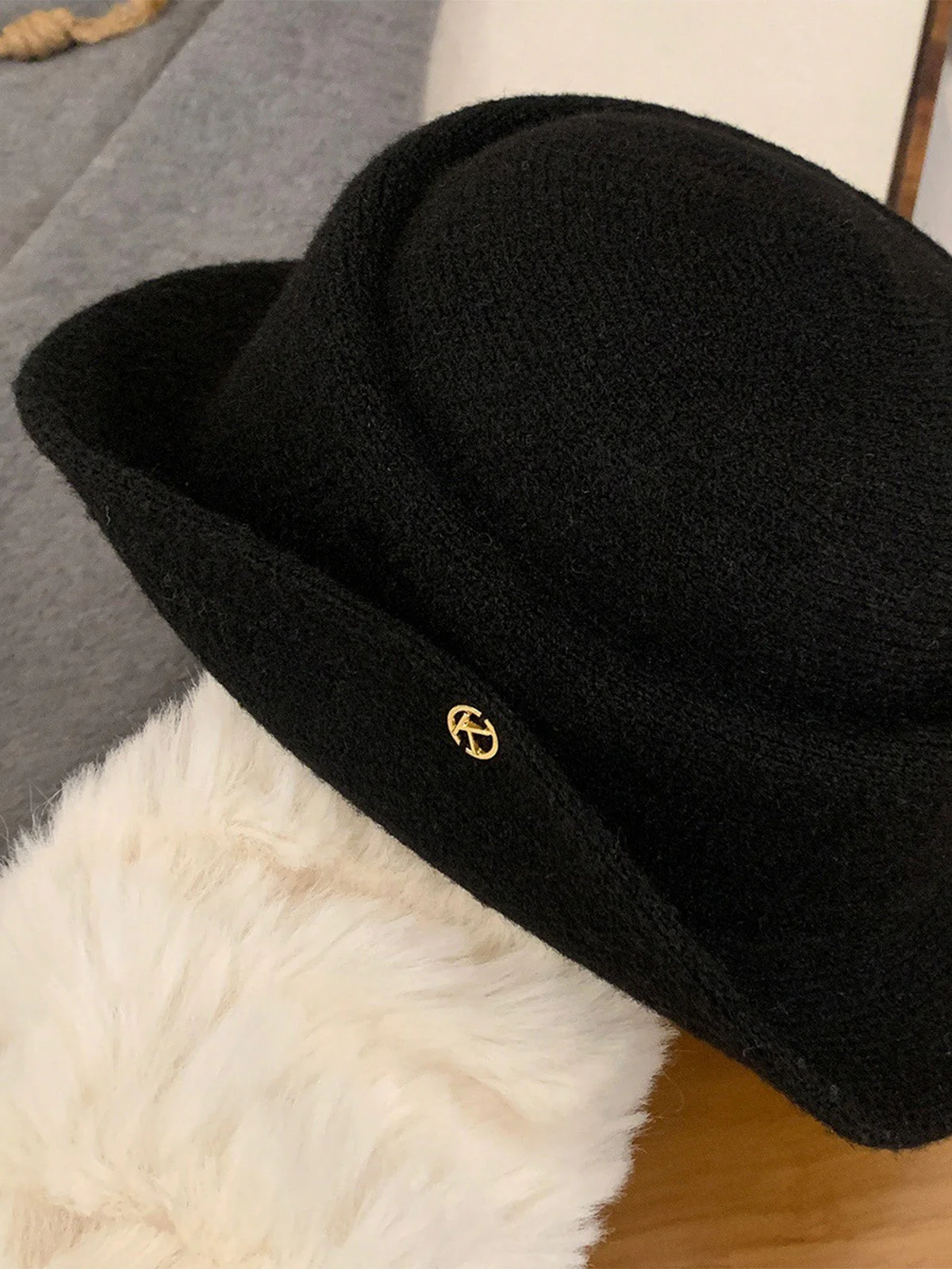 Chapeau à calotte plate en laine style Hepburn vintage - Image 2
