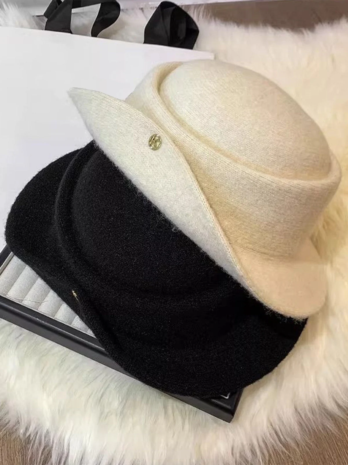 Chapeau à calotte plate en laine style Hepburn vintage - Image 8