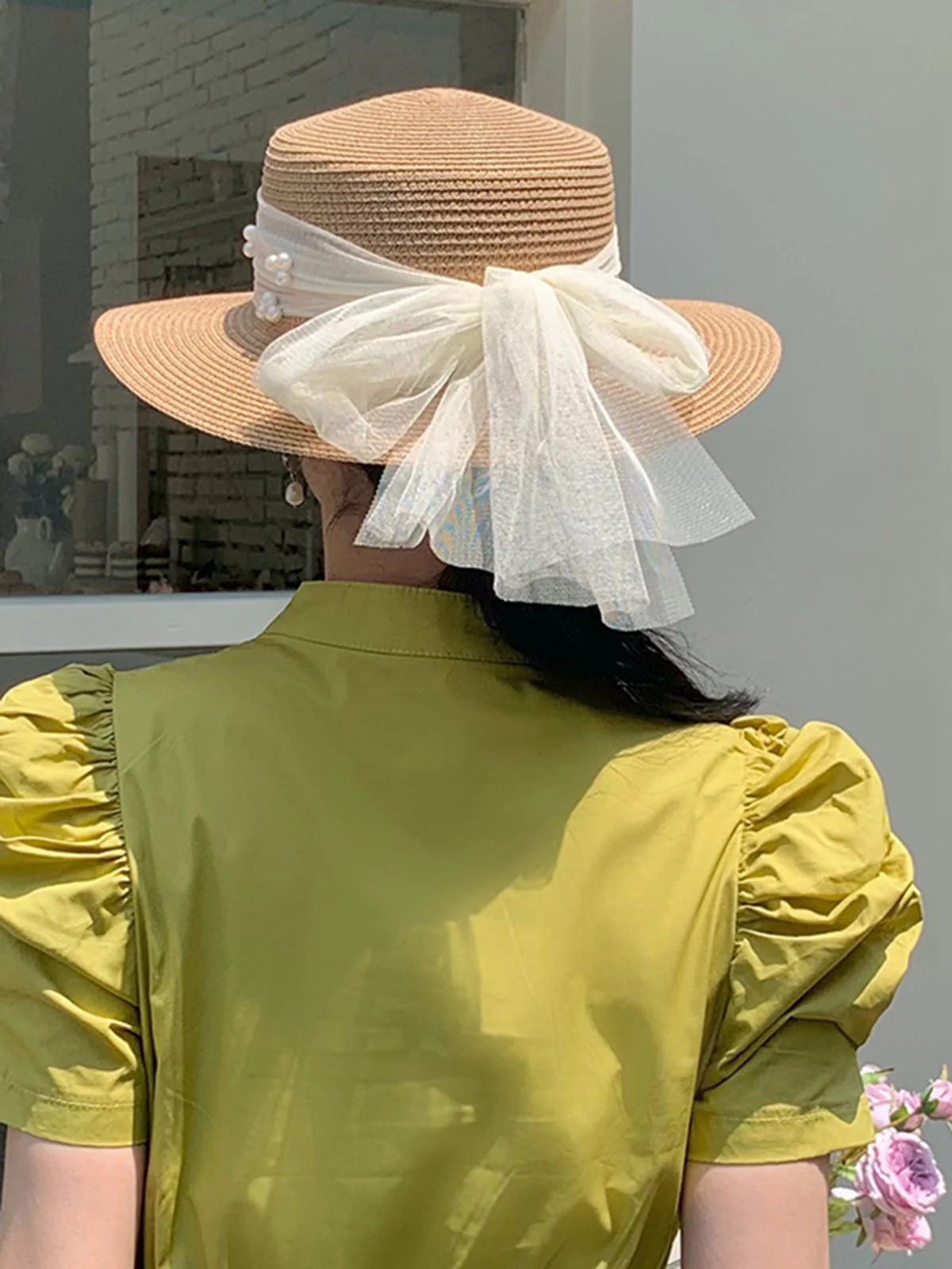 Chapeau Ruffia en ruban transparent et perles vintage - Image 7