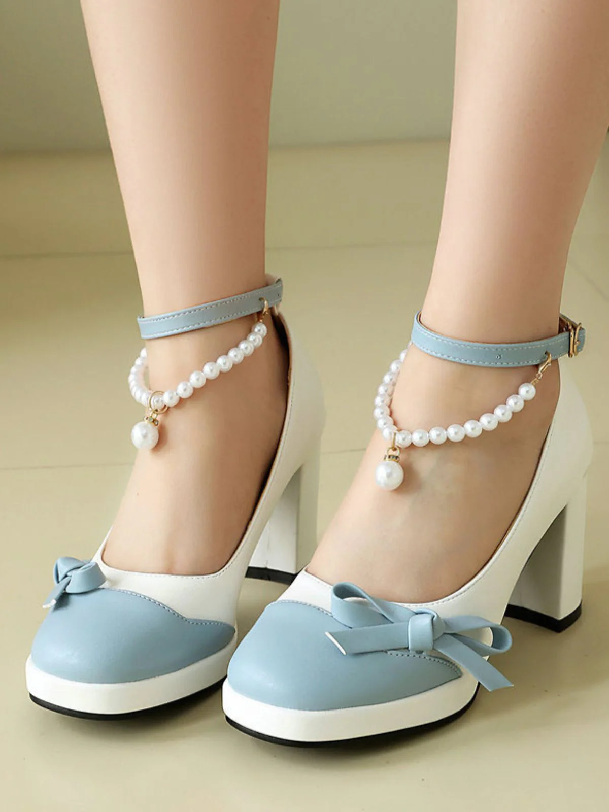 Chaussures à talons épais avec bride cheville - Image 16