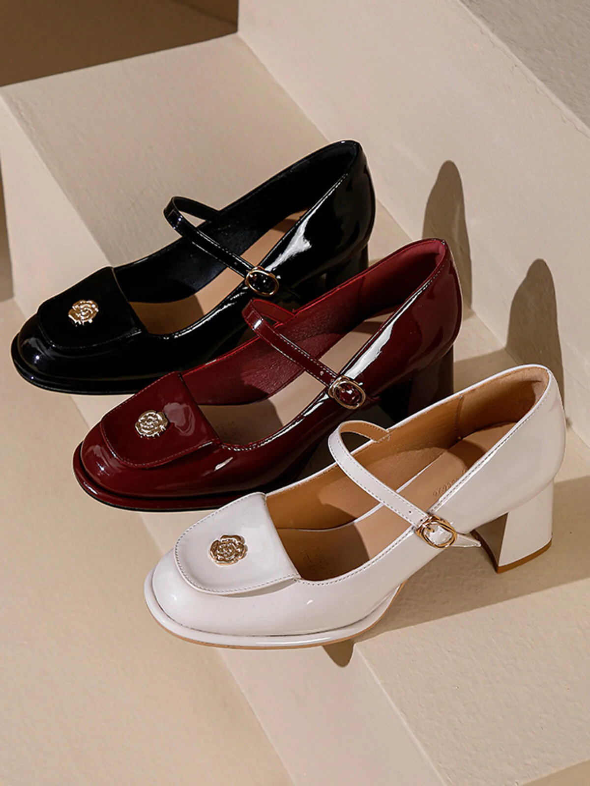 Chaussures Mary Jane en cuir verni à talons épais - Image 10