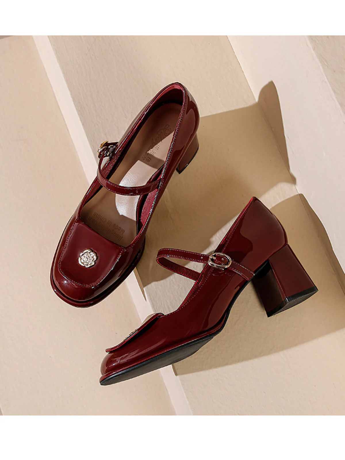 Chaussures Mary Jane en cuir verni à talons épais - Image 9