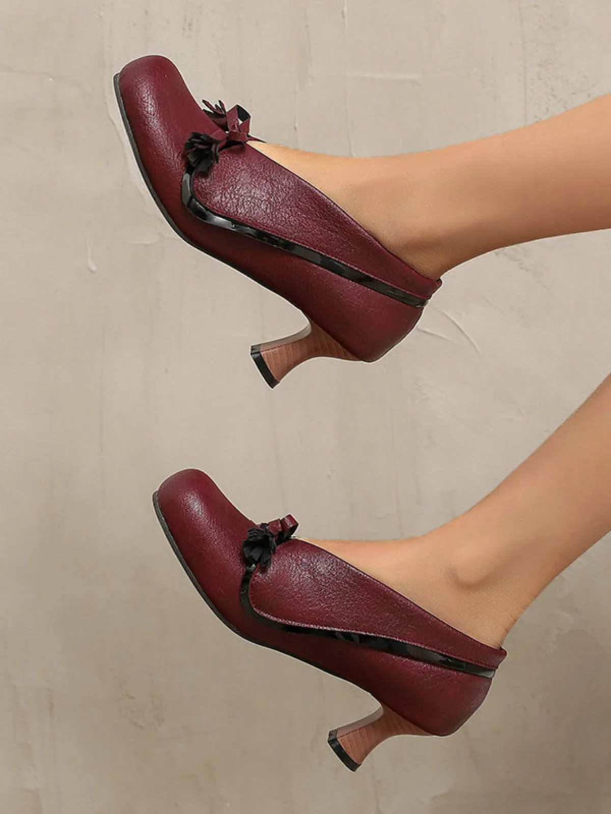 Chaussures rétro à nœud en PU, bout rond et talon compensé - Image 13