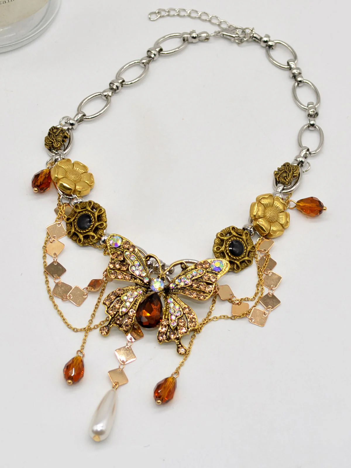 Collier papillon 3D en strass de style royal - Image 3