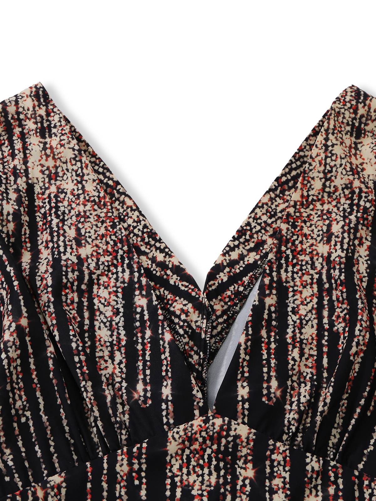 Combinaison noire col en V et taille haute années 1950 - Image 3