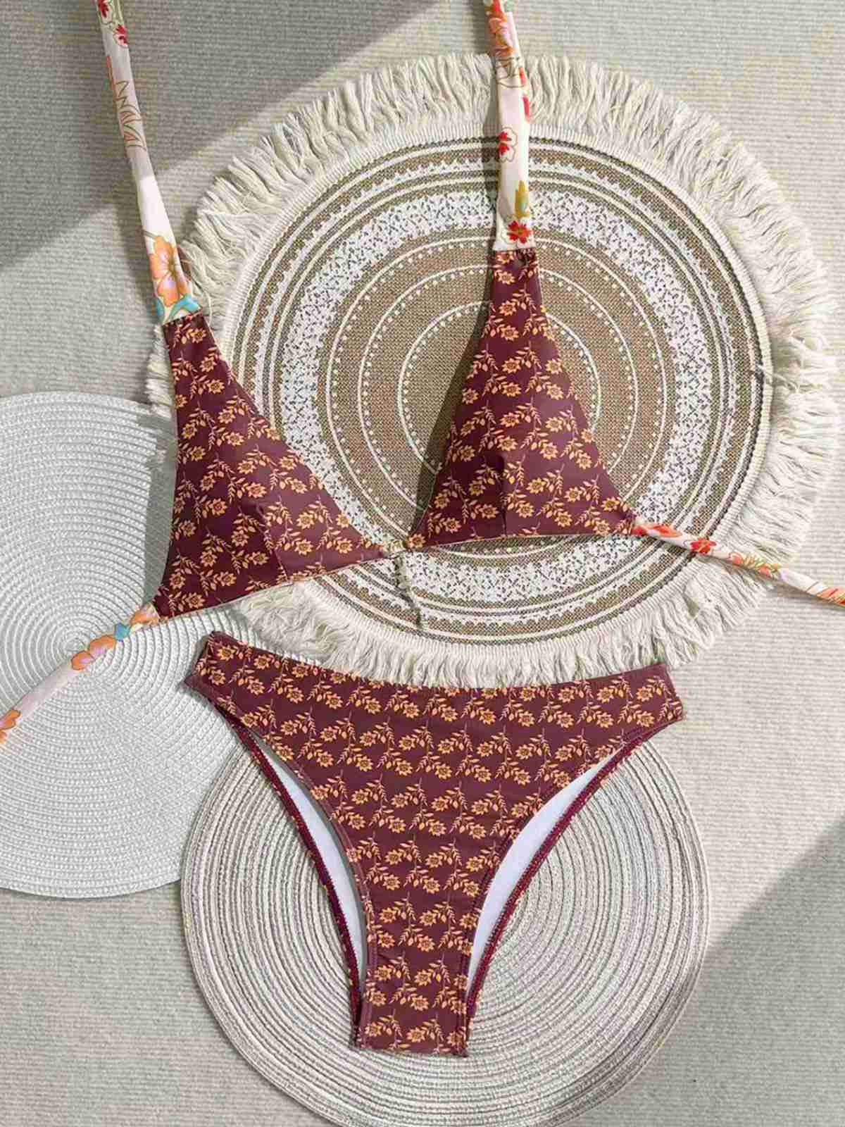 Ensemble bikini dos nu réversible à motif floral marron années 1940 - Image 8