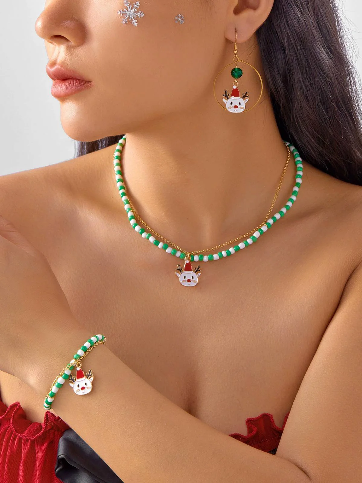 Ensemble collier bracelet et boucles d'oreilles vintage en perles de Noël - Image 3