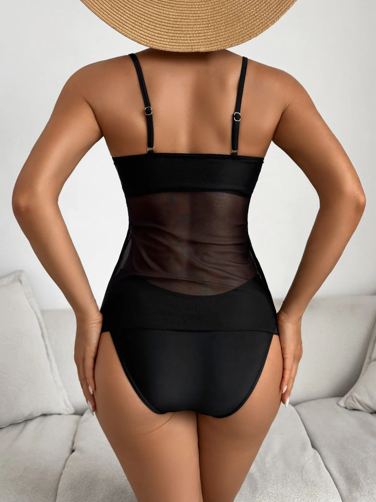 Ensemble tankini en maille à fines bretelles et motif palmiers années 1950 - Image 4