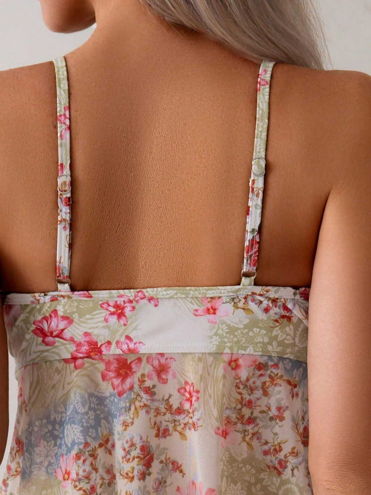 Ensemble Tankini Floral Bretelles Fines Péplum Rose Années 1930 - Image 7