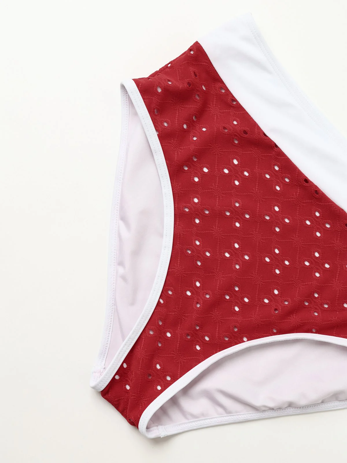 Ensemble tankini taille haute à œillets années 1940 - Image 8