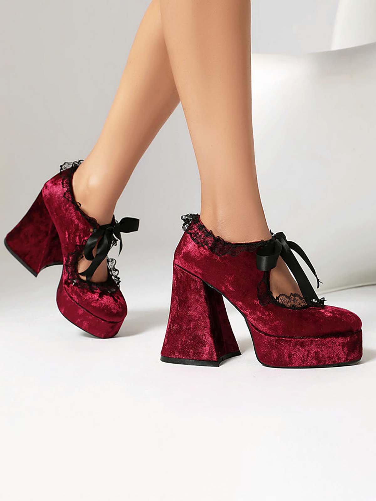 Escarpins à talons épais en velours rose avec nœud en dentelle - Image 3