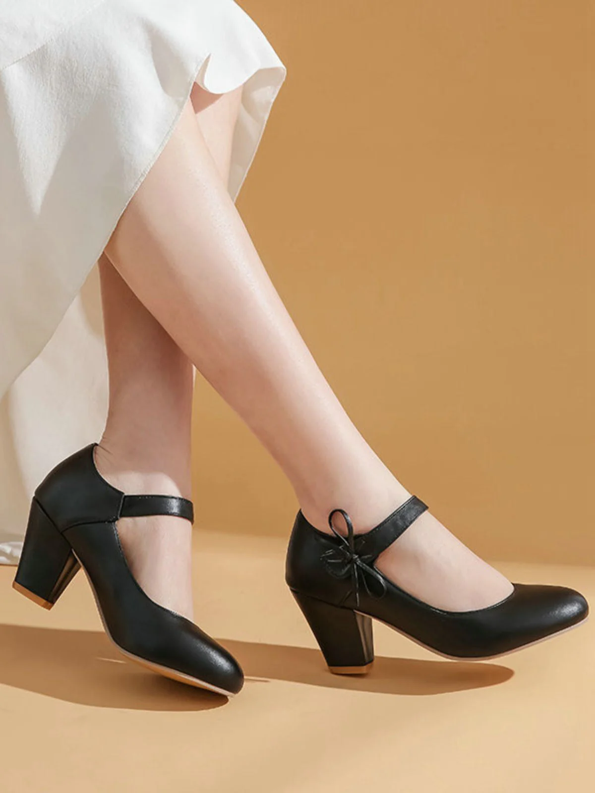 Escarpins rétro à bout rond et nœud papillon à talons épais - Image 18