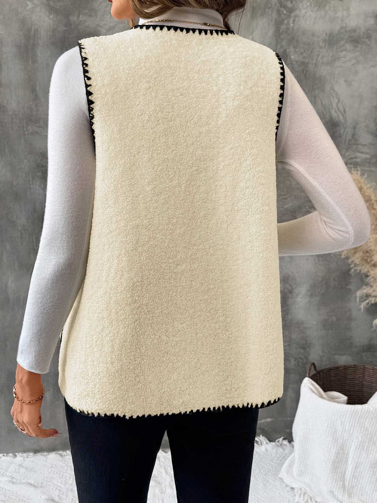 Gilet beige poches en fausse laine années 1950 - Image 4
