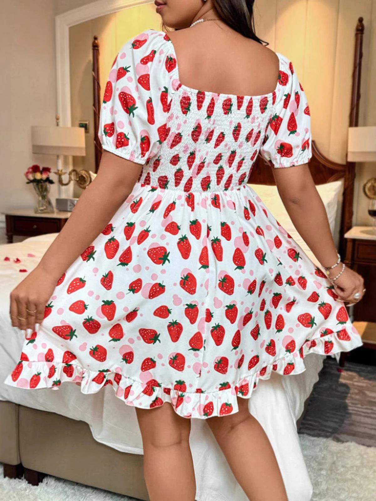 [Grande Taille] Robe motif fraises et manches bouffantes années 1950 - Image 6