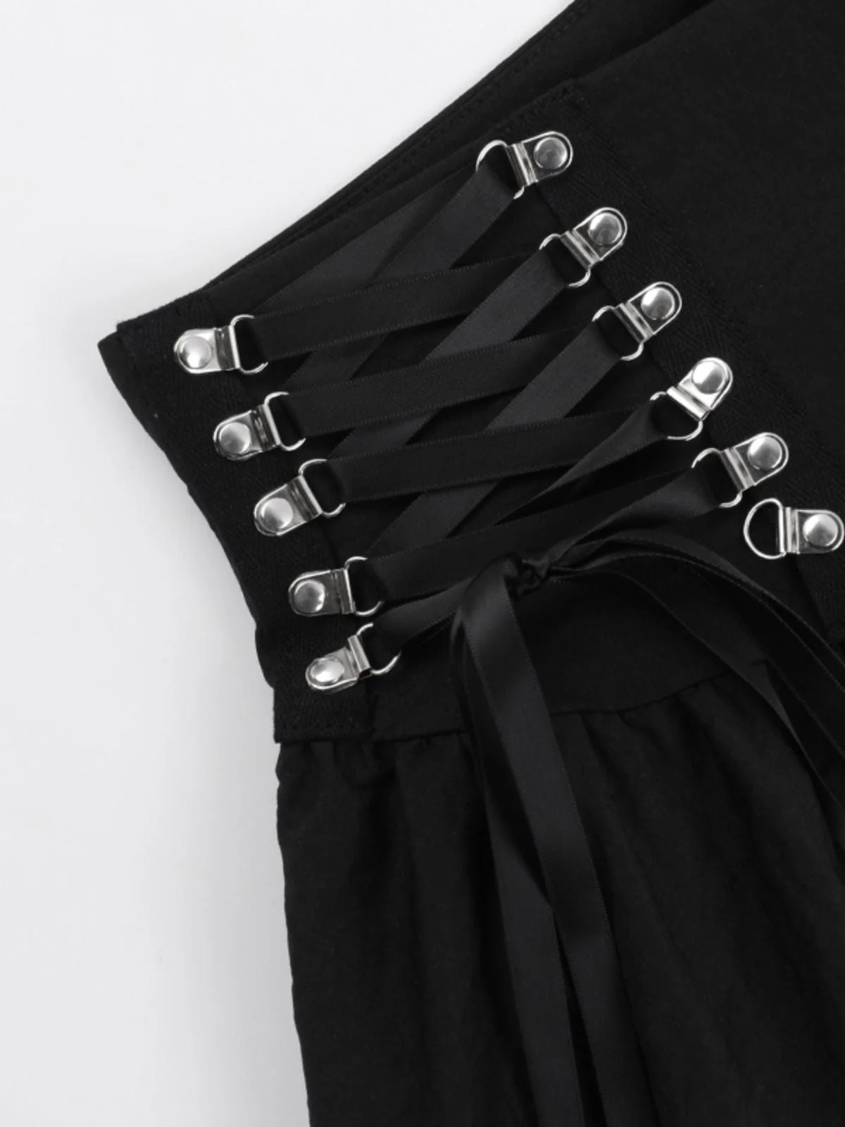 Jupe noire à lacets et boutons en métal punk des années 1980 - Image 3