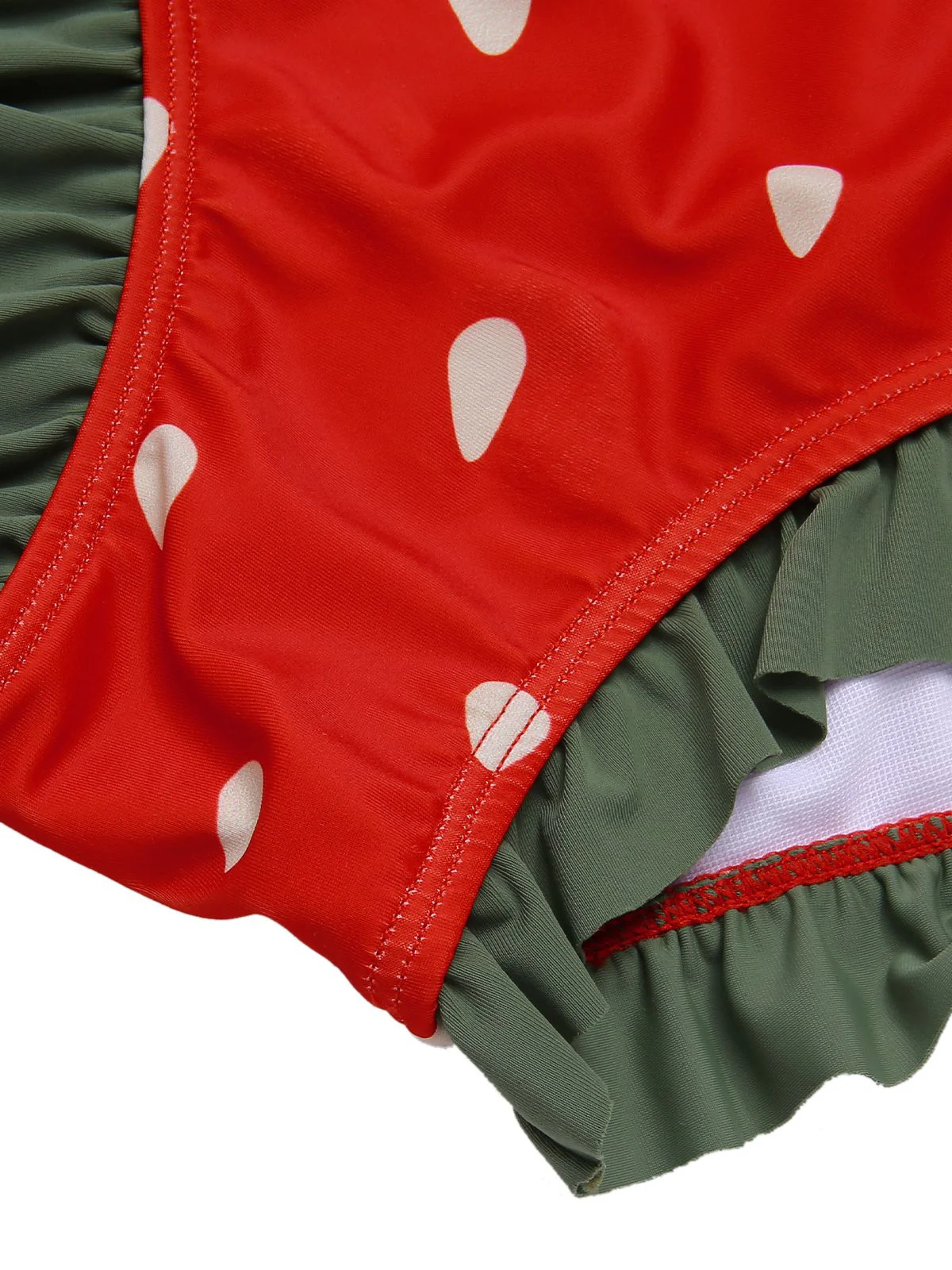 Maillot de bain rouge à bretelles à volants et fraises des années 1950 - Image 10