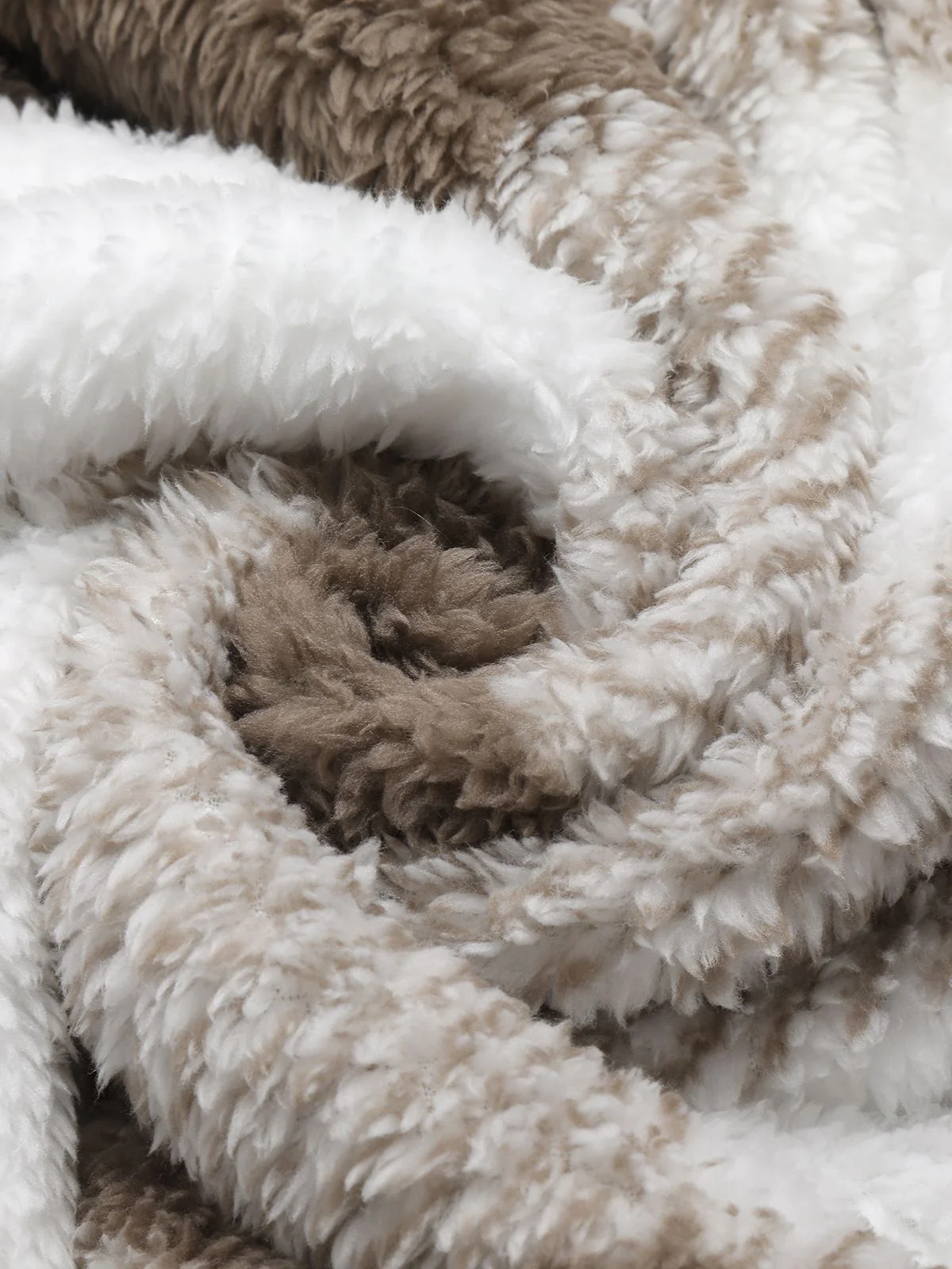Manteau à carreaux en peluche réversible beige des années 1940 - Image 7