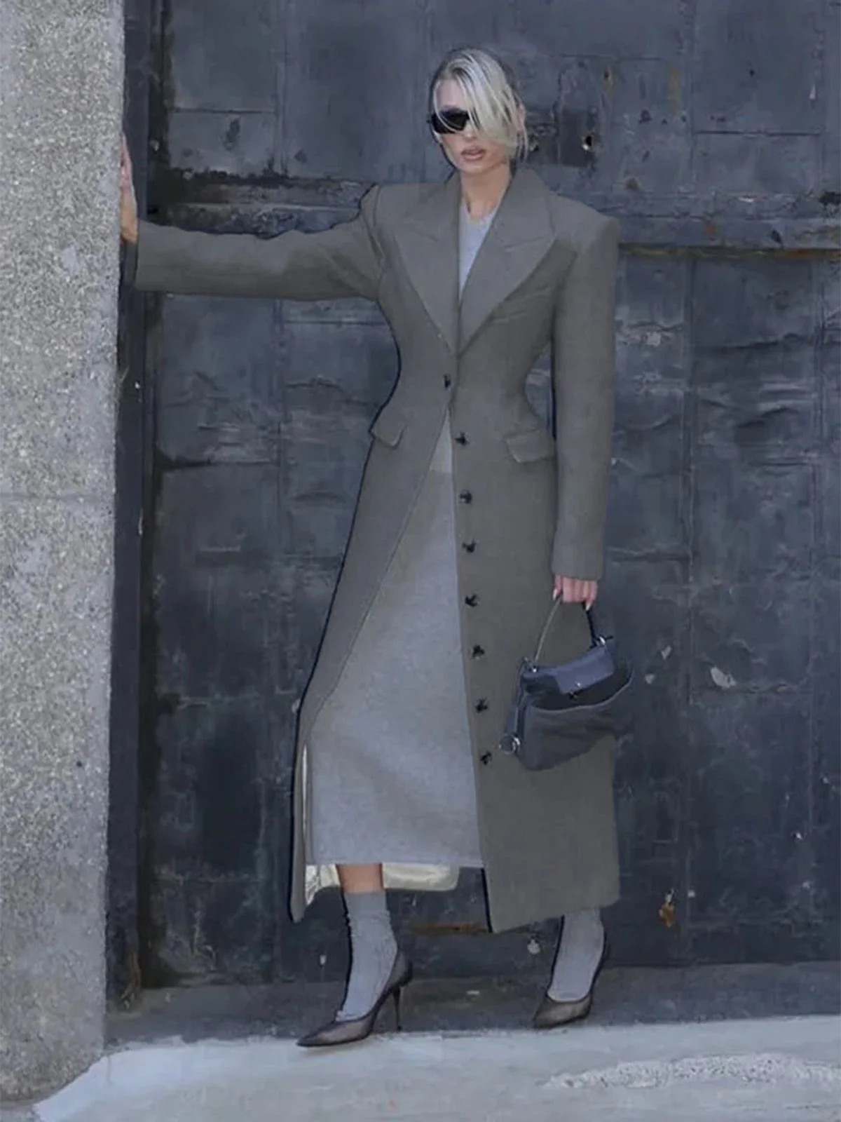 Manteau longue gris à boutons col revers unis des années 1930 - Image 8