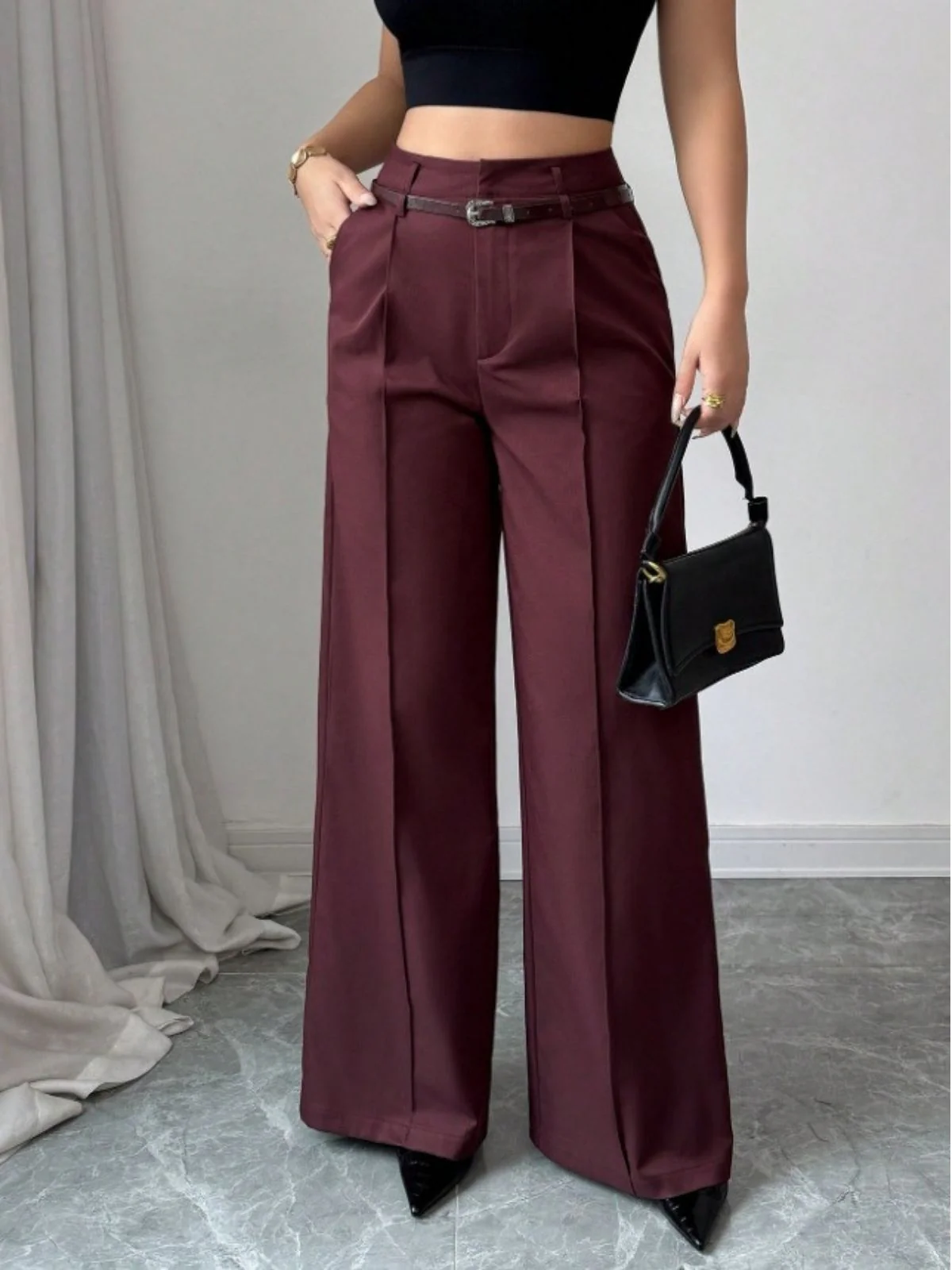 Pantalon large taille haute bordeaux des années 1960