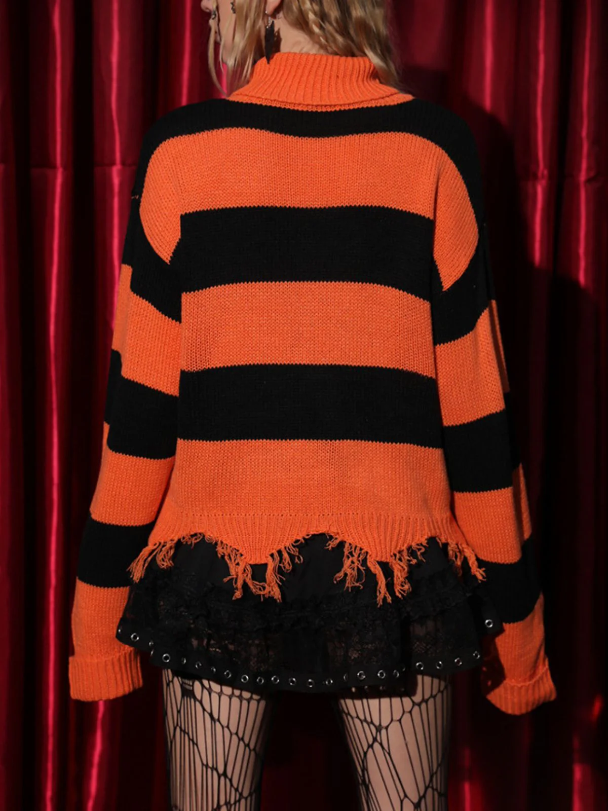 Pull en tricot orange à chauve-souris Halloween années 1950 - Image 9