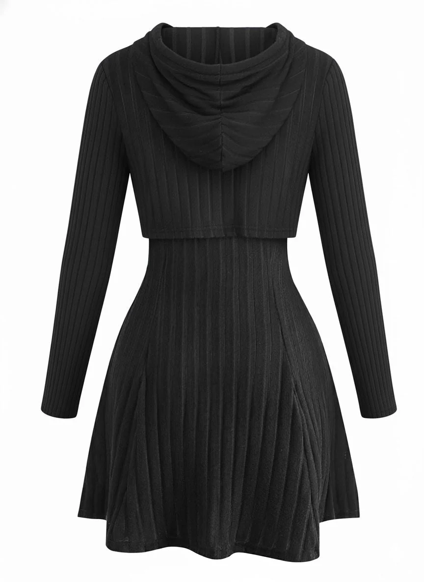 Robe à capuche en tricot côtelée et découpes avec cape des années 1940 - Image 7