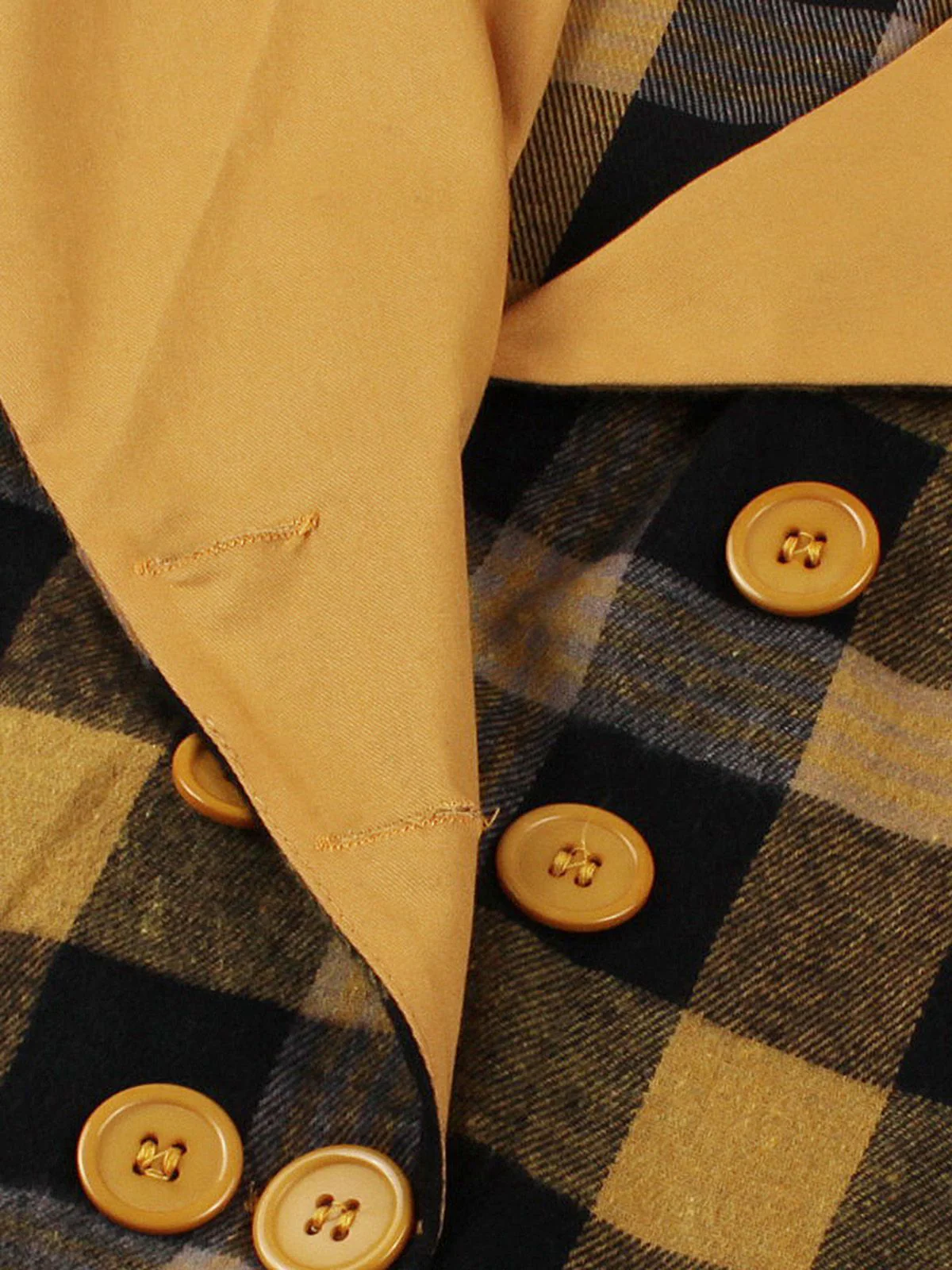 Robe à carreaux vichy avec ceinture et revers boutonnés des années 1950 - Image 3