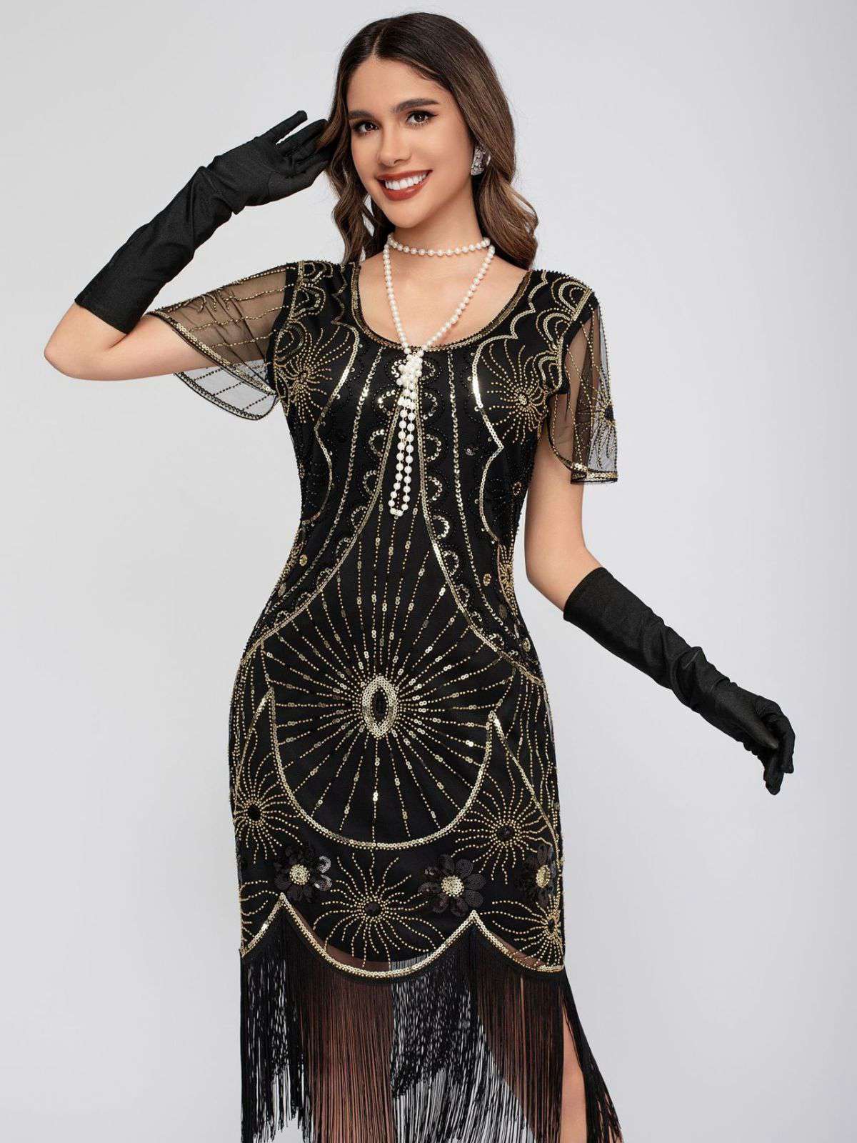 Robe à franges et paillettes à encolure dégagée des années 1920 - Image 6
