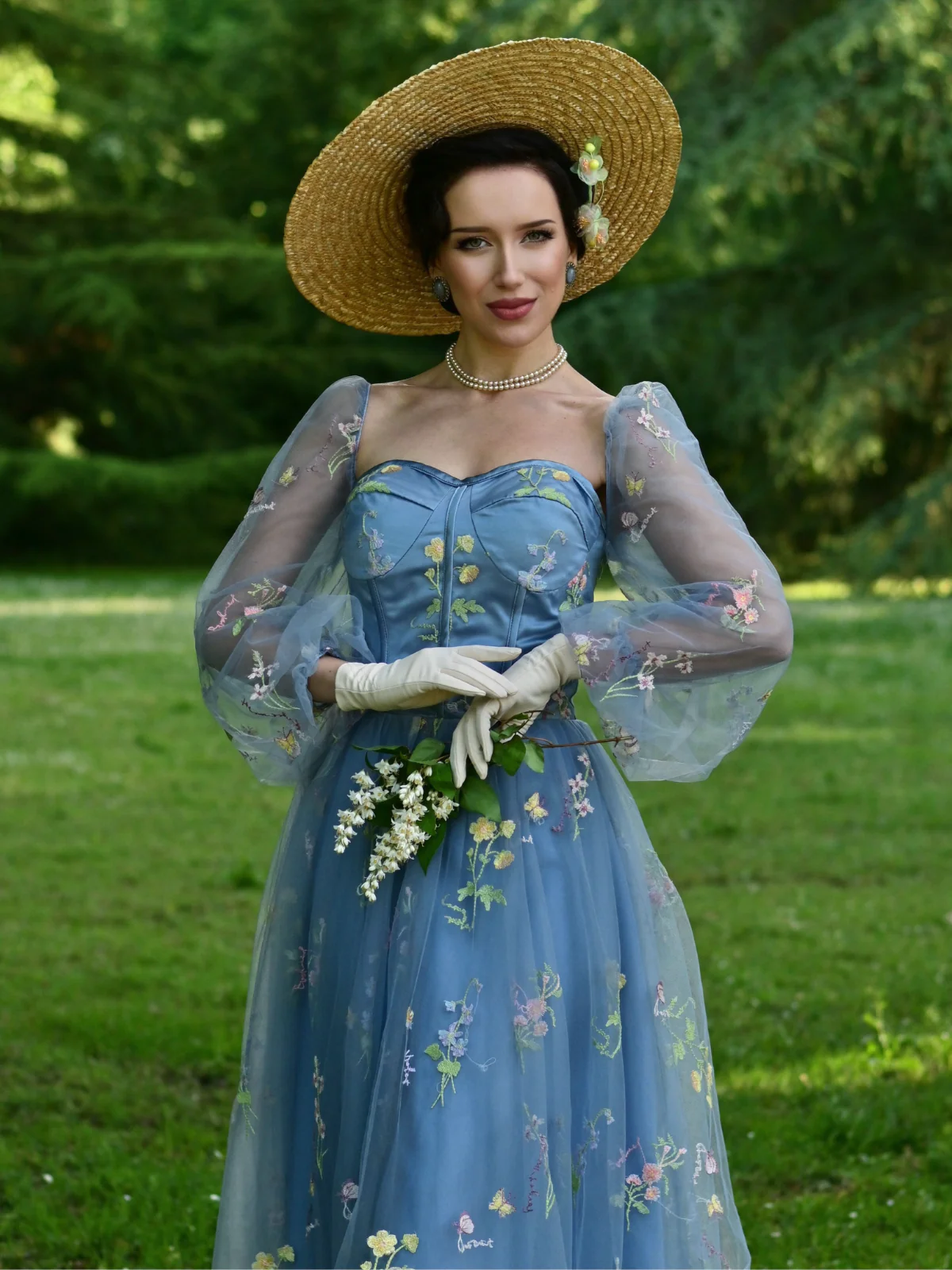 Robe à manches longues en maille brodée de fleurs bleues 1930s - Image 4