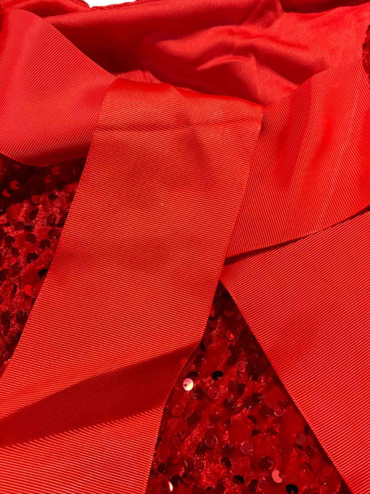 Robe à paillettes rouge manches longues col rond avec nœud des années 1960 - Image 7