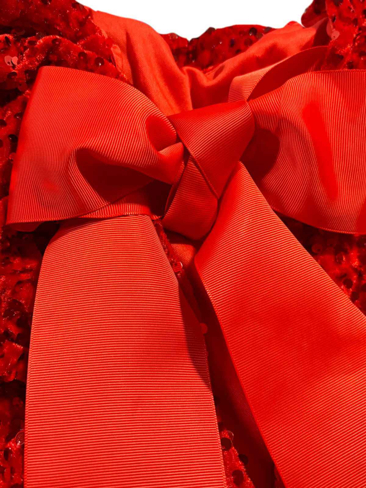 Robe à paillettes rouge manches longues col rond avec nœud des années 1960 - Image 8