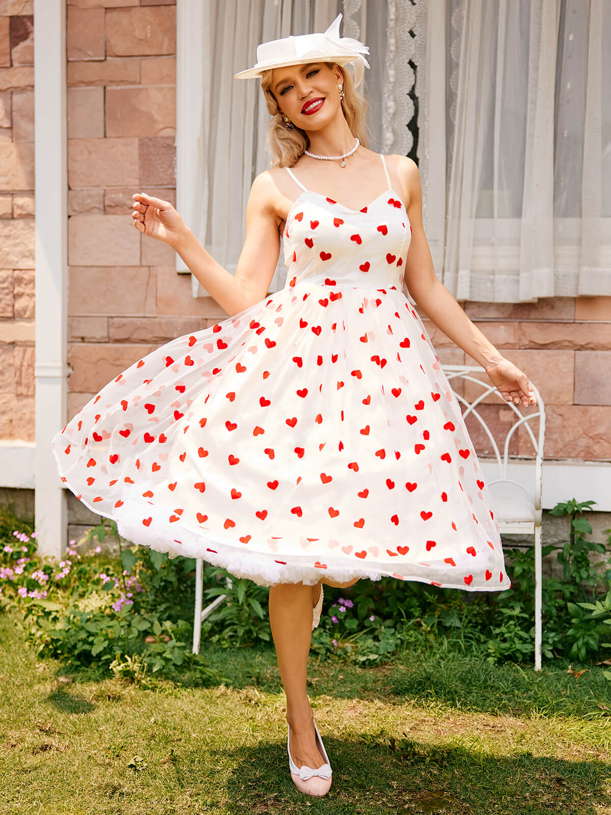 Robe à retelles en maille cœur des années 1950 Chic - Image 4