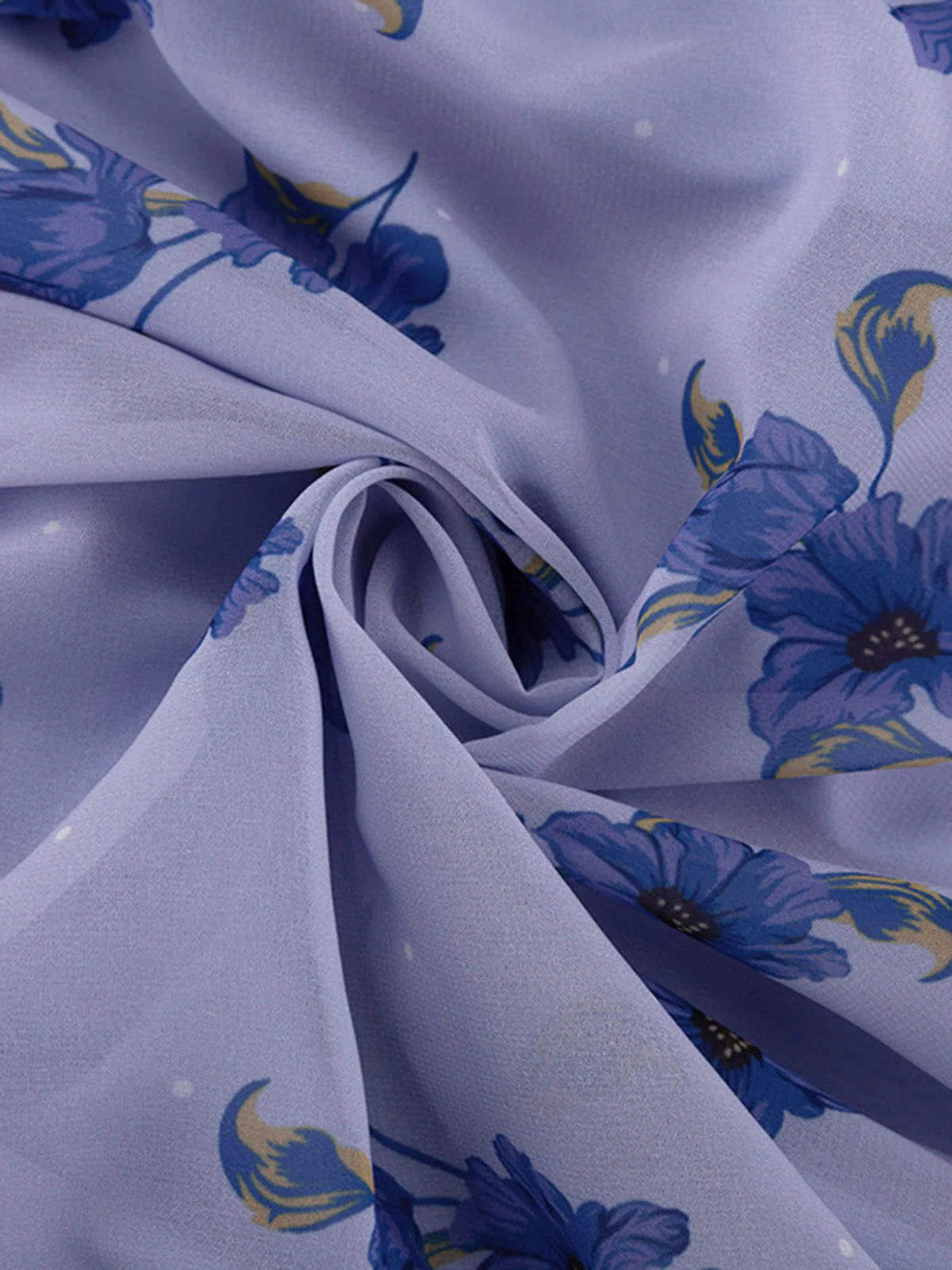 Robe bleue col V manches bouffantes taille haute et motif floral années 1950 - Image 7
