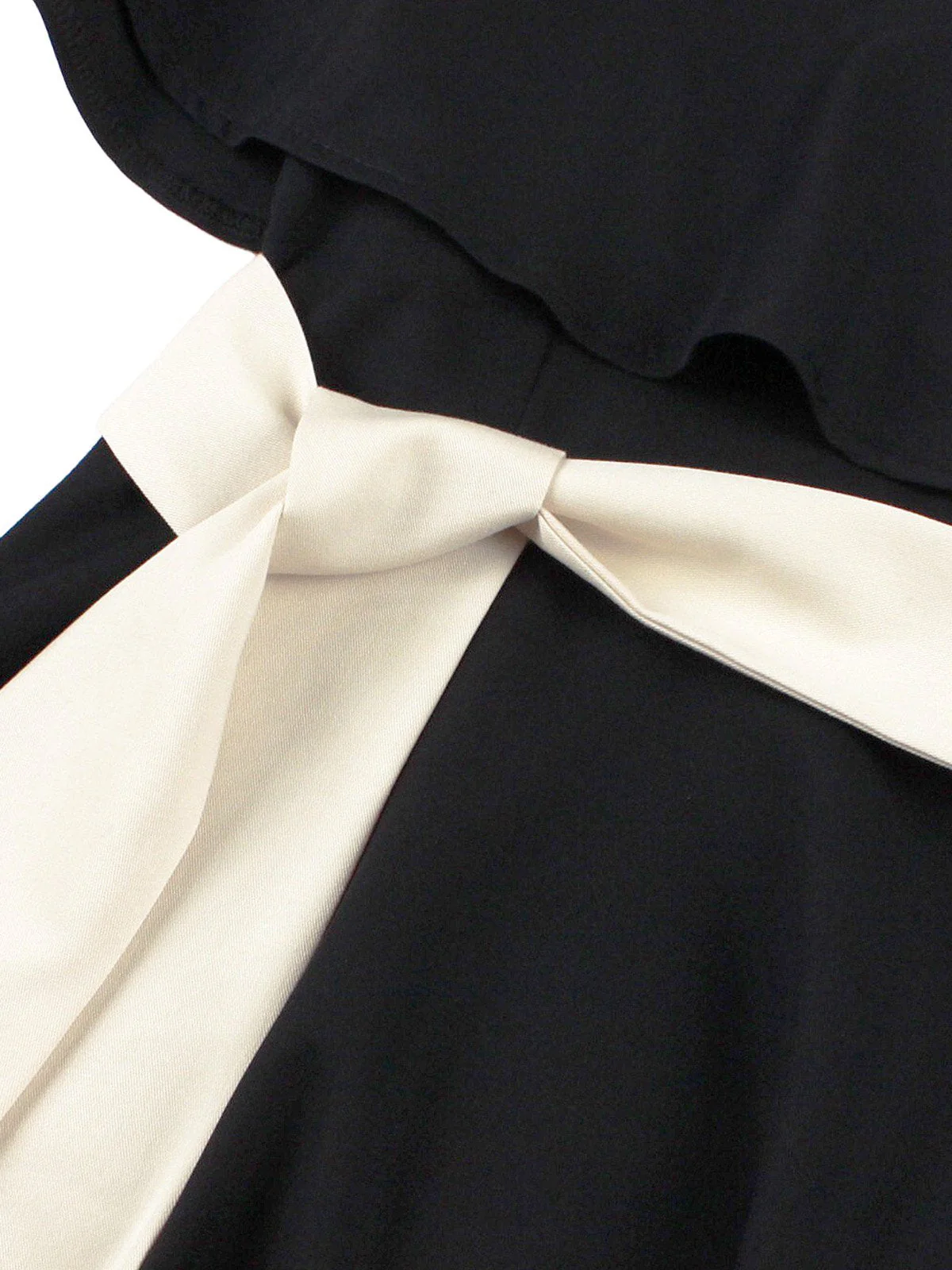 Robe cape noire à col en V et ceinture années 1950 - Image 3